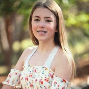 Meet your Posher, Abigail